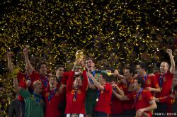 开云体育网页版登录入口-关于足球盛宴继续燃烧，欧洲杯赛场依旧激动人心的信息