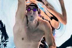 开云体育平台-男子米自由泳选手速度飞快，夺冠