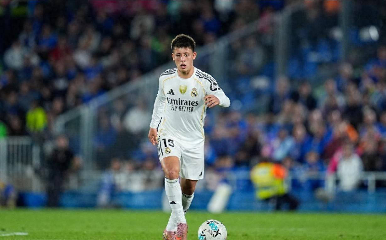 关于皇家马德里新晋射手崭露头角,破门连连!的信息 关于皇家马德里新晋射手崭露头角,破门连连!的信息