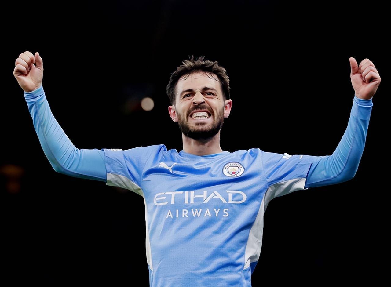 曼城主场大胜沃特福德，顺利保持领先优势！