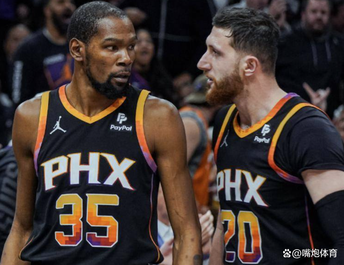 包含明星对决:杜兰特戴维斯大战内线的词条 包含明星对决:杜兰特戴维斯大战内线的词条