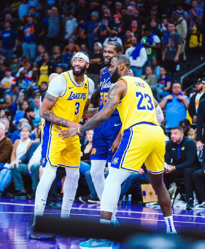 包含明星对决:杜兰特戴维斯大战内线的词条 包含明星对决:杜兰特戴维斯大战内线的词条