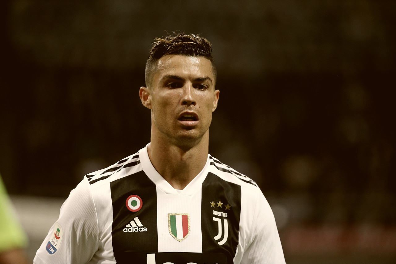 尤文图斯扭转颓势，壮烈反扑取胜